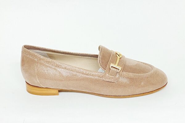 Mocassino con accessorio in camoscio stampato beige € 159,90